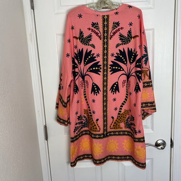 NWOT FARM RIO Printed Mini Dress- Bell Sleeves w/Crew Neck - Size M - SASSY! - Picture 7 of 13
